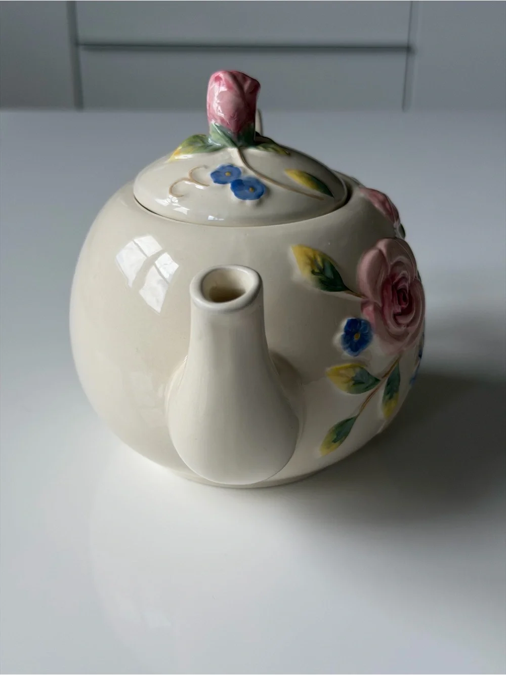 KF Vintage Ivory Glaze Ceramic Teapot - Embossed Pink Roses & Blue Flowers.